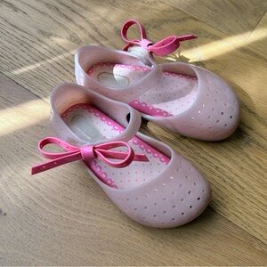 Mini Melissa Furadinha x Light Pink Bow - Toddler Girls 9T Shoe, Velcro